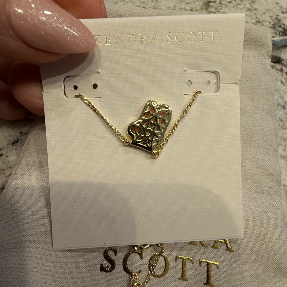 NWT Kendra Scott Ballet Gold Pink Pendant Necklace short adjustable - Picture 4 of 5